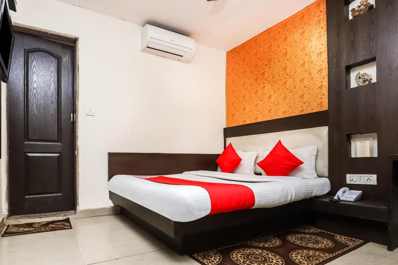 Hotel Shiv Palace New Delhi Luaran gambar