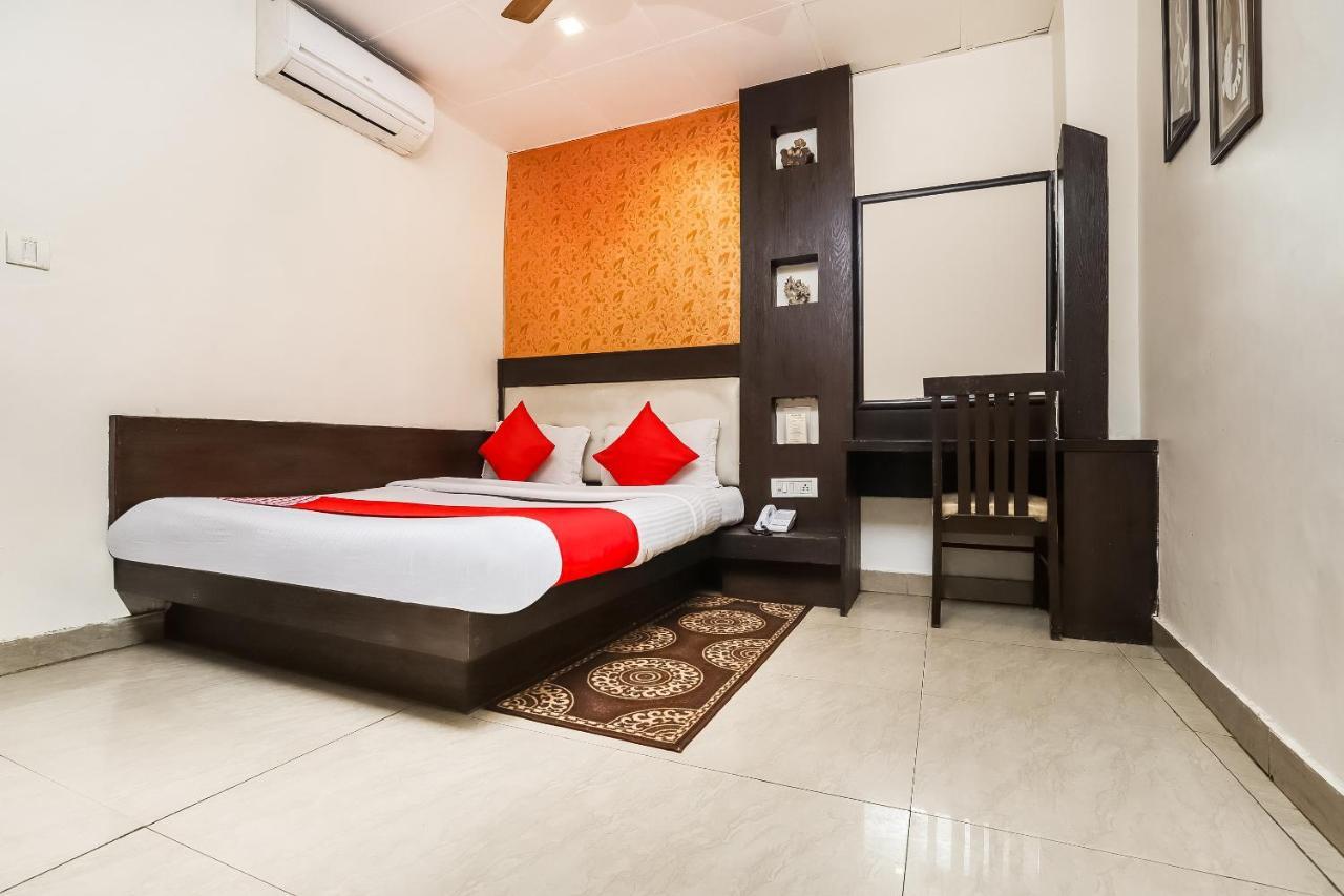 Hotel Shiv Palace New Delhi Luaran gambar